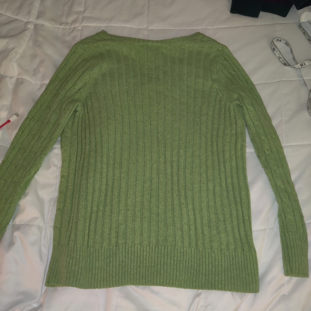 Woman's lane bryant sweater.